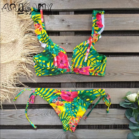 Sexy Cheeky Tropical Bikini, Scrunchy Bottom Small - Picture 3 of 4